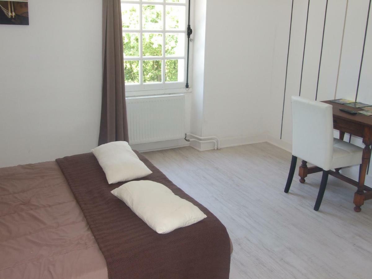 L'Auberge De La Foret Mervent ภายนอก รูปภาพ