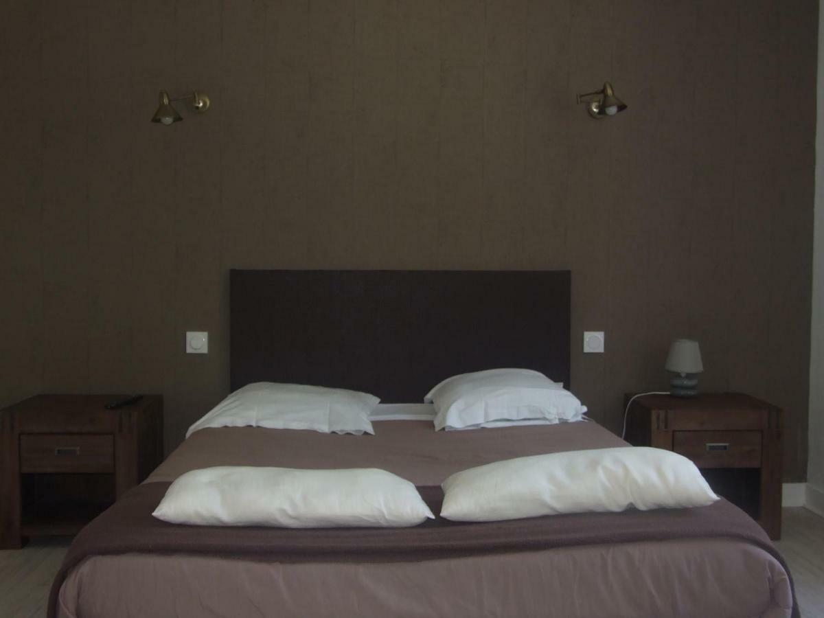 L'Auberge De La Foret Mervent ภายนอก รูปภาพ